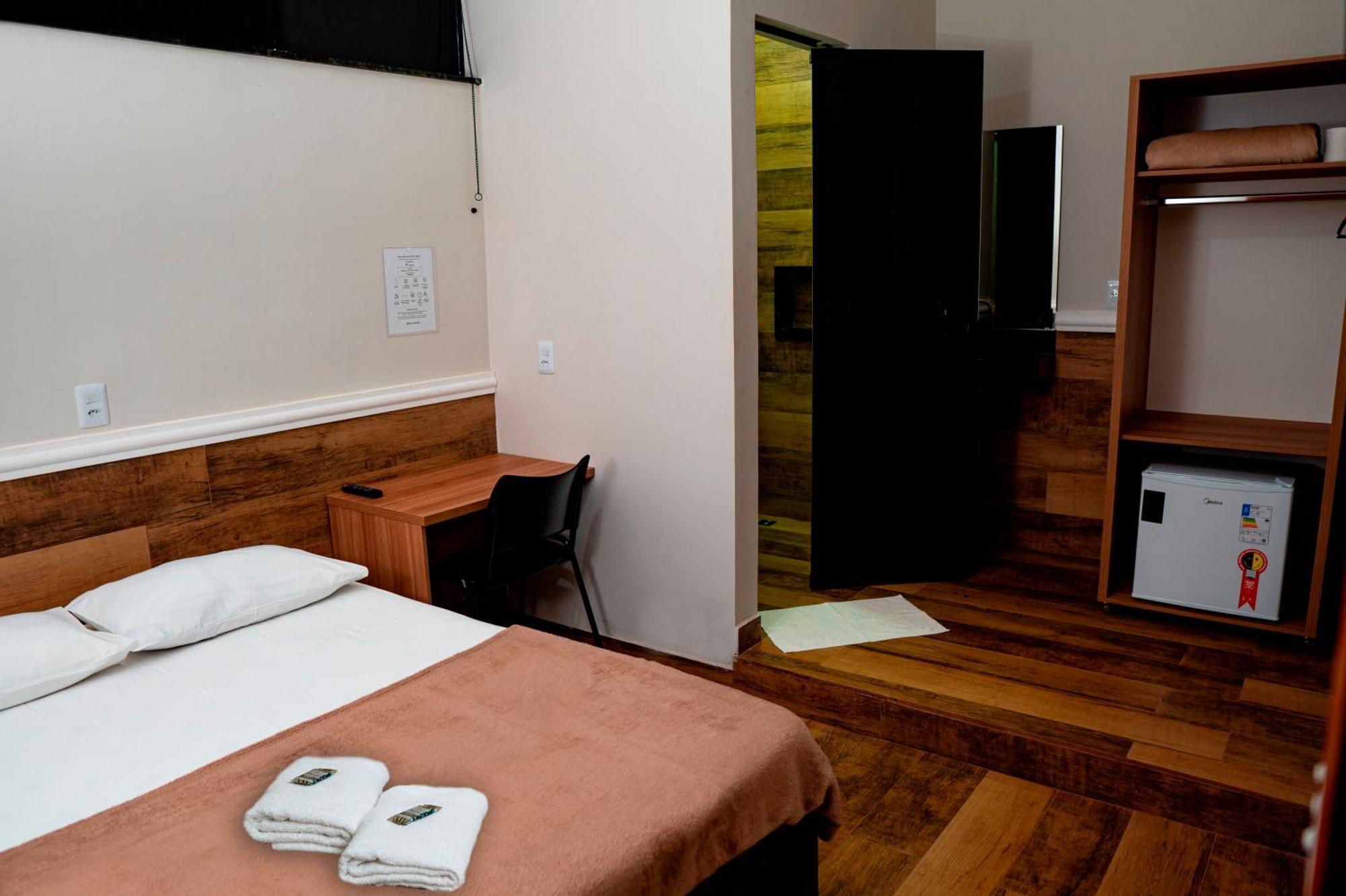 Hotel Nixon Proximo, Rodoviaria, Prefeitura E A Matriz Central Itaí Exteriér fotografie
